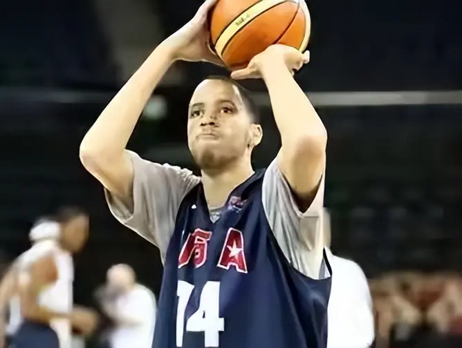 届奥运会展, yid, 詹皇