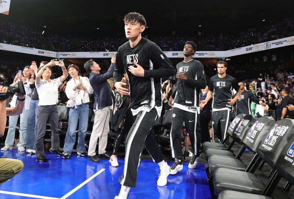 凡博当卖票, 的球员, 场登场的机